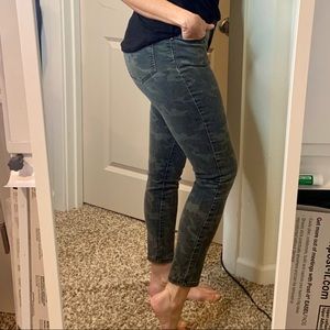 DEX Jeans in Green Camo